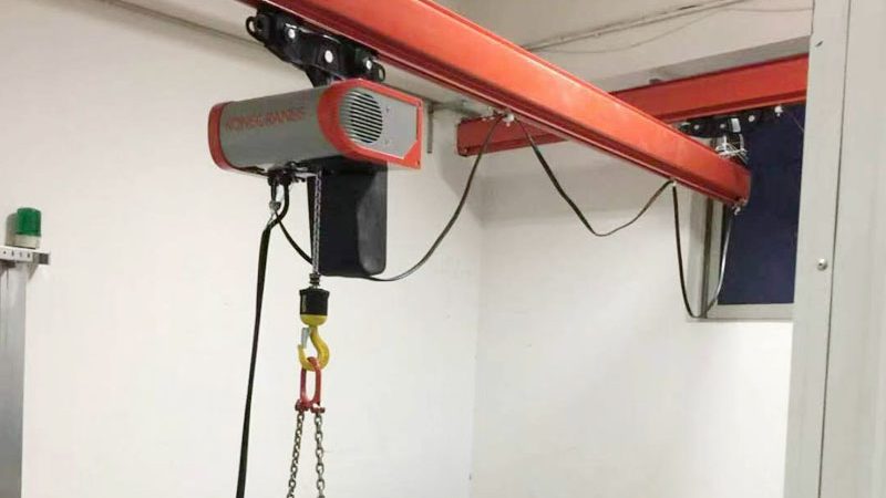 悬臂吊操作安全规范：关键步骤与注意事项**